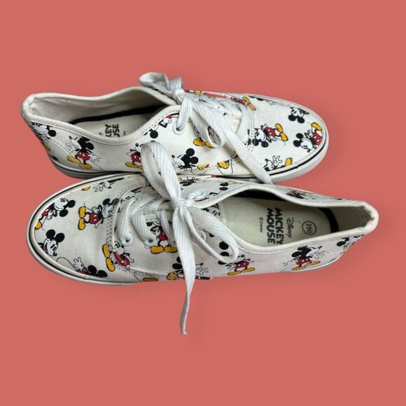 🐭 MICKEY MOUSE DISNEY CANVAS LACE UP SNEAKERS CHARACTER SIZE EU 38 US 7.5 - Picture 8 of 12